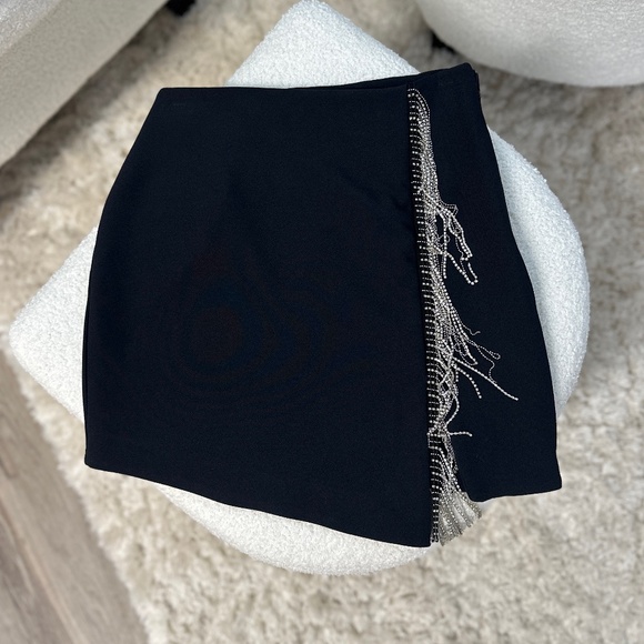 Black Mini Skirt - Picture 1 of 6